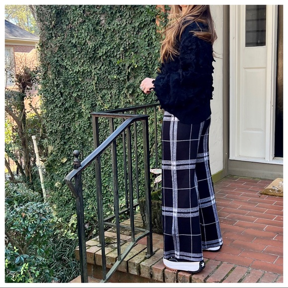 #31 Fall PARIS black/white
bold check print wide leg Fabulous Soft Knit Pants - Picture 5 of 8